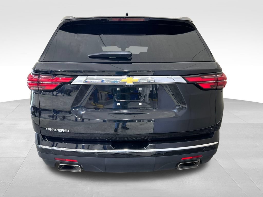 Used 2023 Chevrolet Traverse High Country FWD image 4