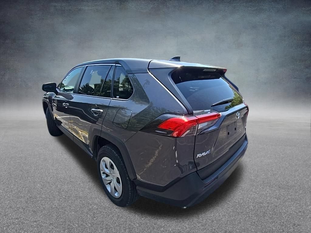 Used 2025 Toyota RAV4 LE AWD/4WD image 5