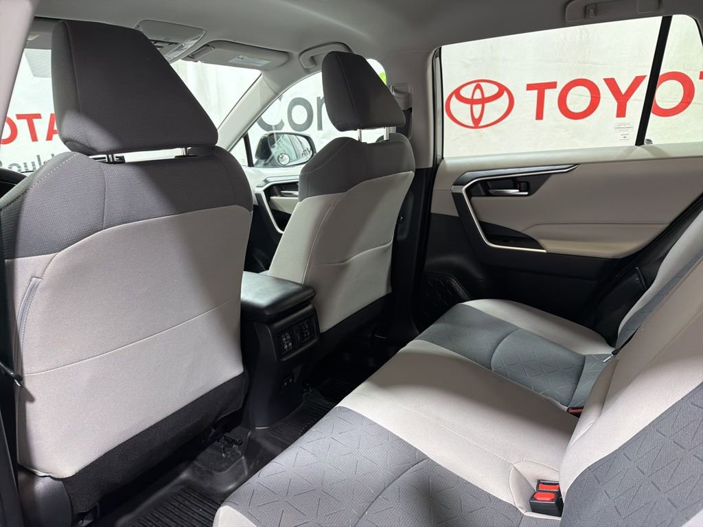 Used 2021 Toyota RAV4 XLE w/ XLE Grade Weather Package image 19