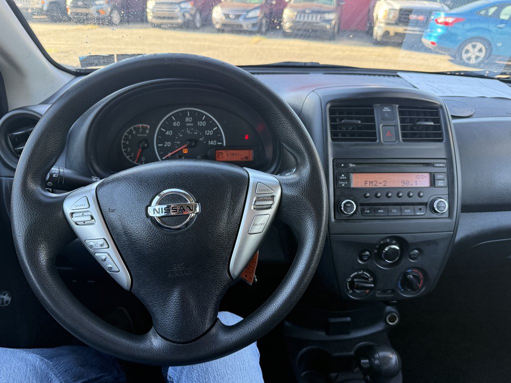 Used 2018 Nissan Versa S Plus FWD image 17