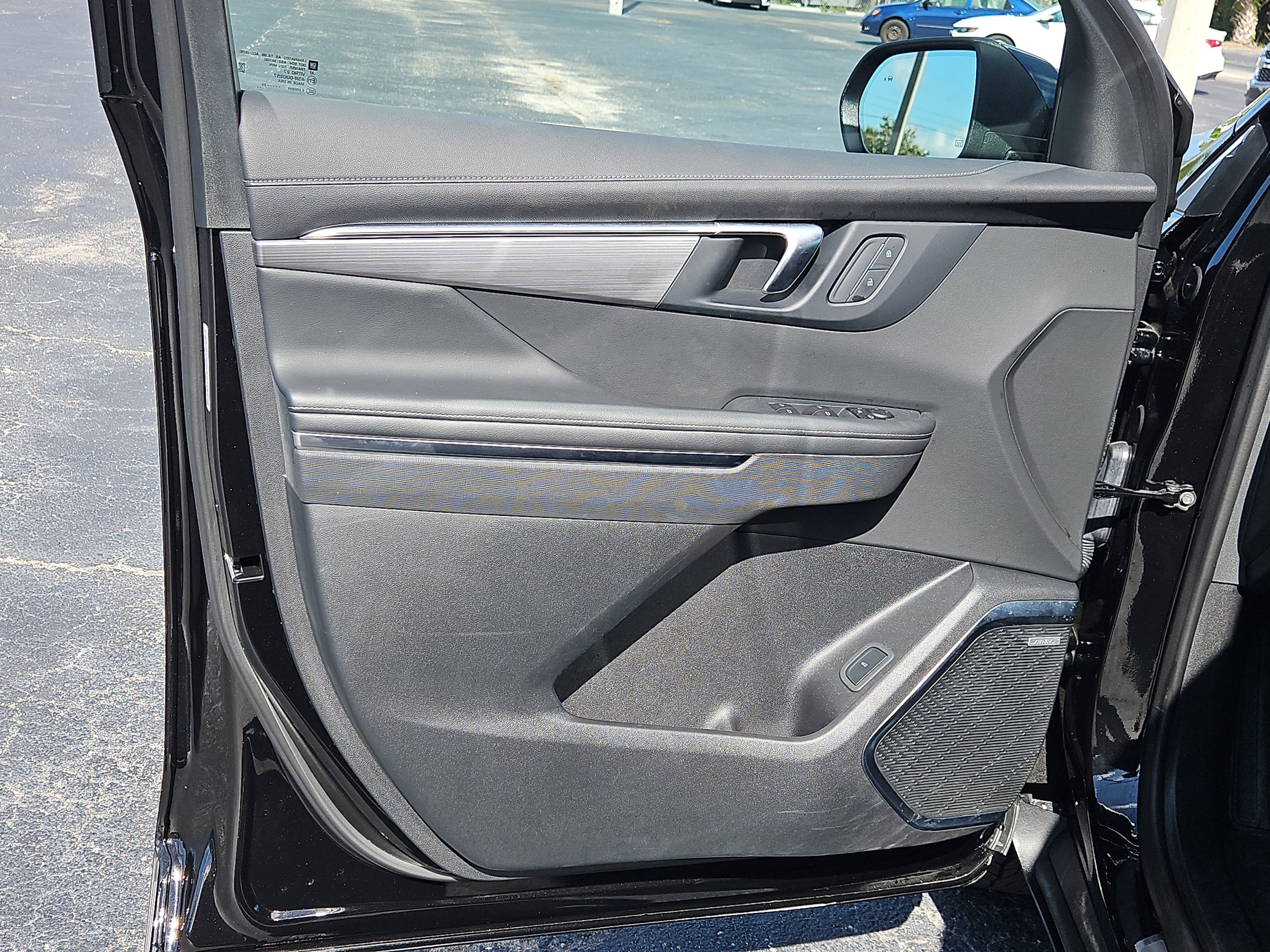 Used 2025 Buick Enclave Preferred FWD image 18