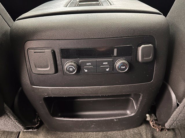 Used 2016 Chevrolet Tahoe LTZ AWD/4WD image 24