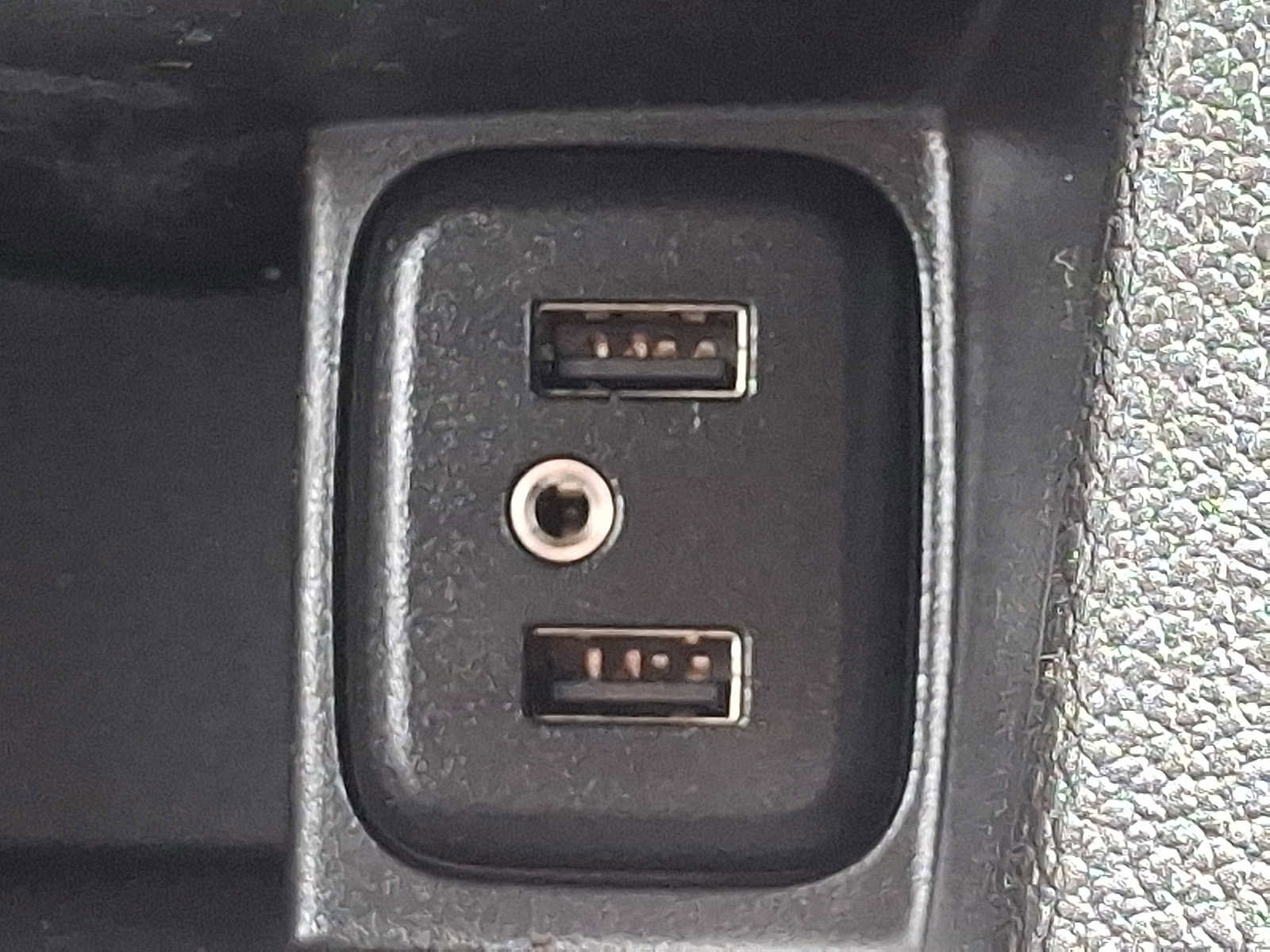 Used 2019 Chevrolet Sonic LT FWD image 22