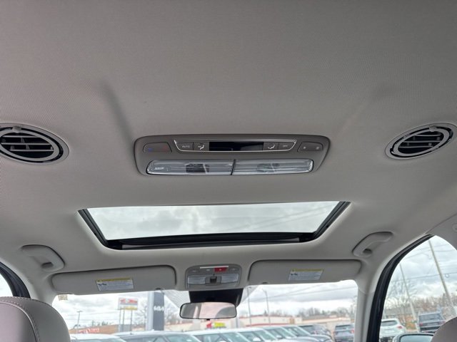 Used 2024 Kia Telluride S w/ S Sunroof Package image 40