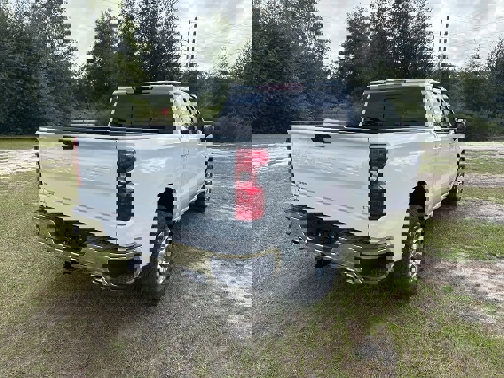 New 2025 Chevrolet Silverado 1500 LT image 14