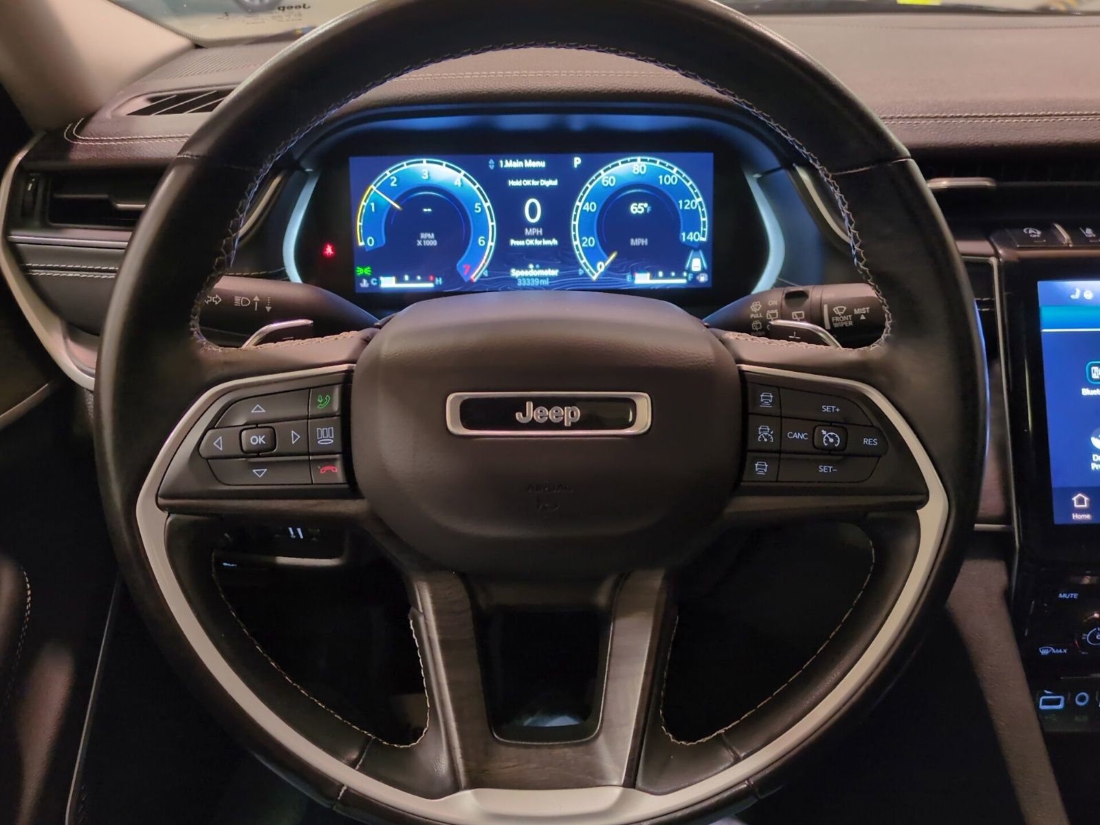 Used 2022 Jeep Grand Cherokee Limited image 18