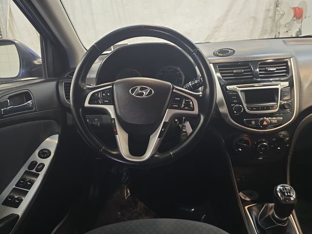 Used 2014 Hyundai Accent SE image 14
