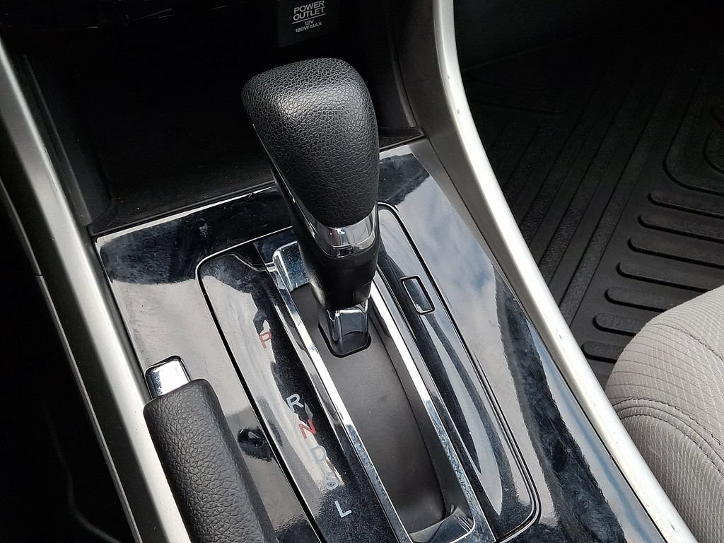 Used 2017 Honda Accord EX image 15