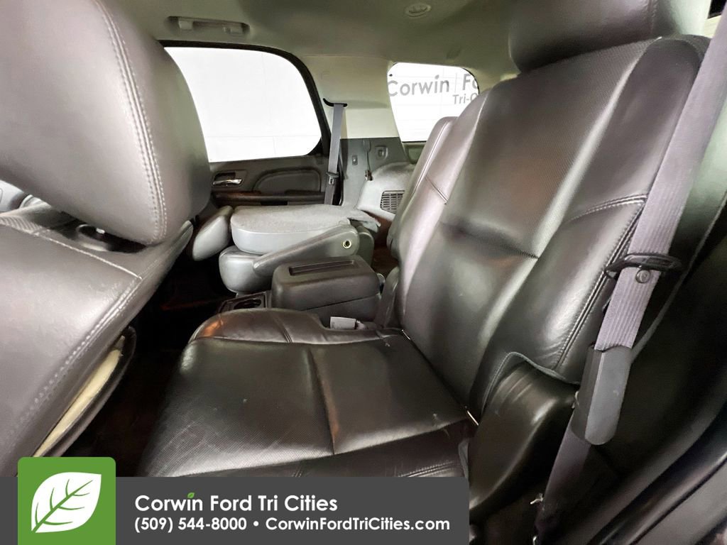 Used 2013 Cadillac Escalade Luxury image 27
