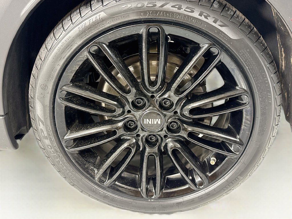 Certified 2024 MINI Cooper S FWD image 37