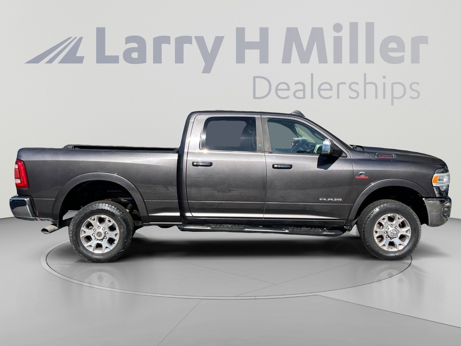 Used 2020 RAM 2500 Laramie AWD/4WD image 3