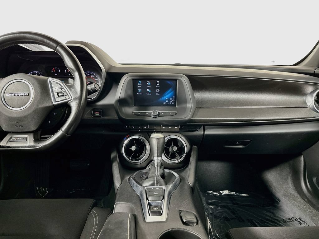 Used 2017 Chevrolet Camaro LT RWD image 23