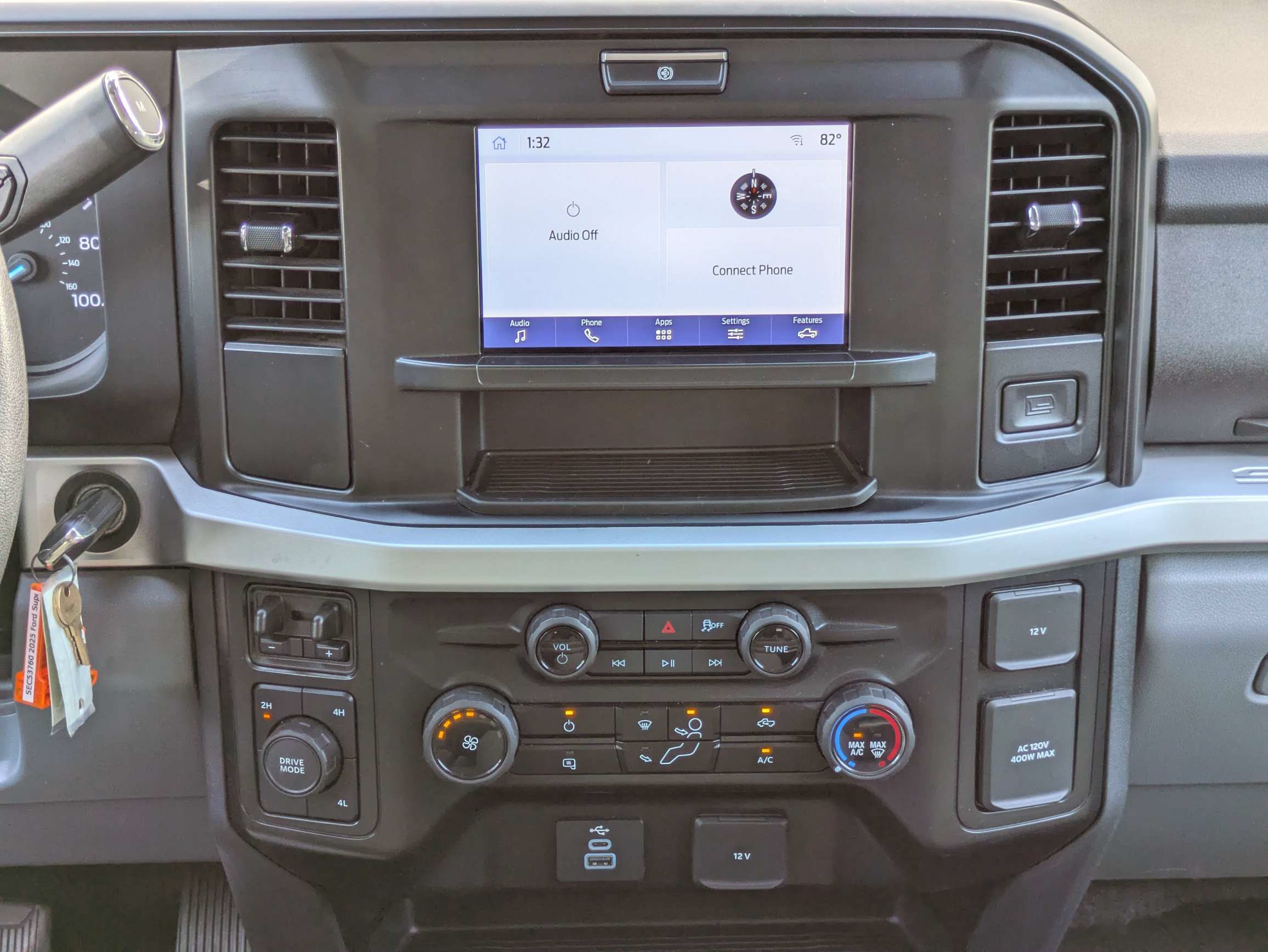 Used 2025 Ford F250 XLT AWD/4WD image 5