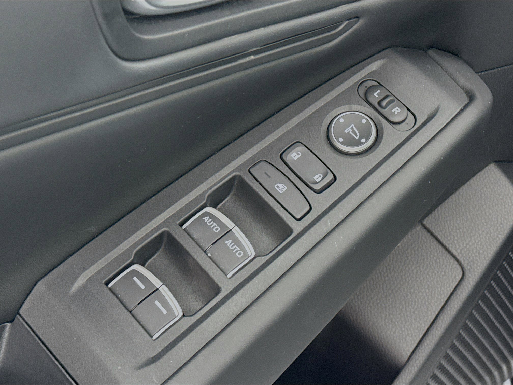 Certified 2023 Honda Accord EX image 17