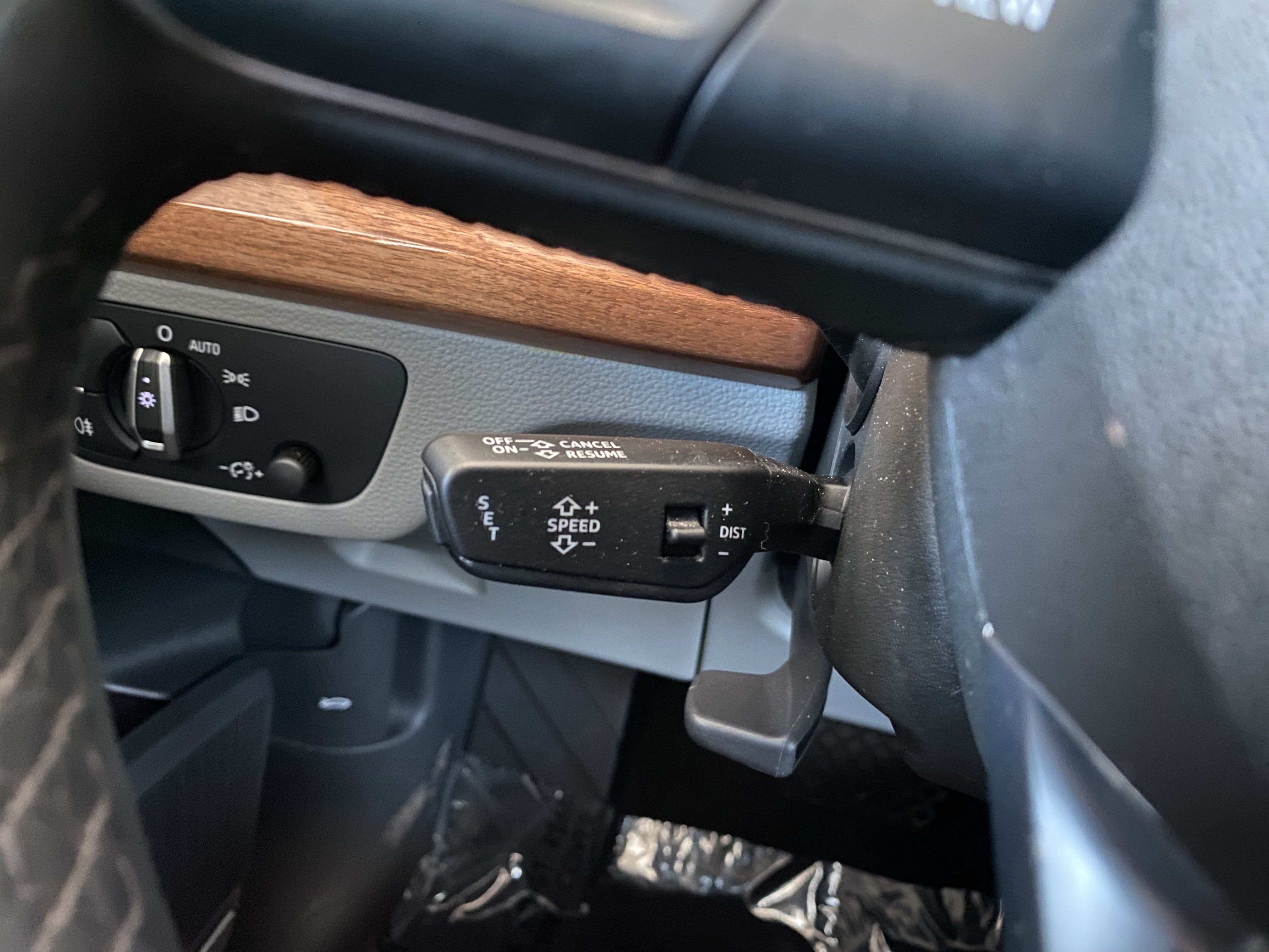 Used 2021 Audi Q5 e Premium Plus w/ Premium Plus Package AWD/4WD image 8