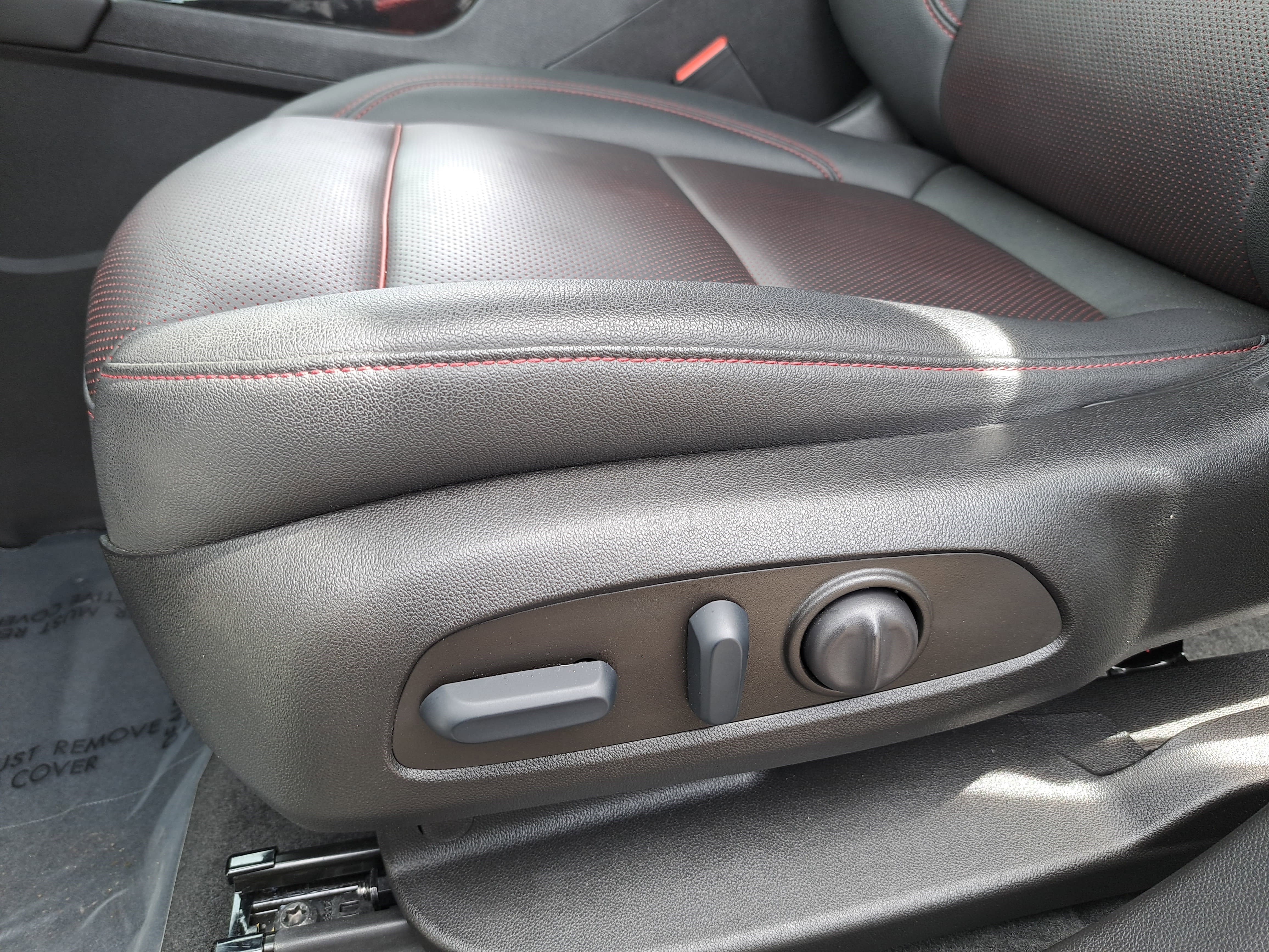 Used 2023 Chevrolet Blazer RS w/ Enhanced Convenience Package image 28