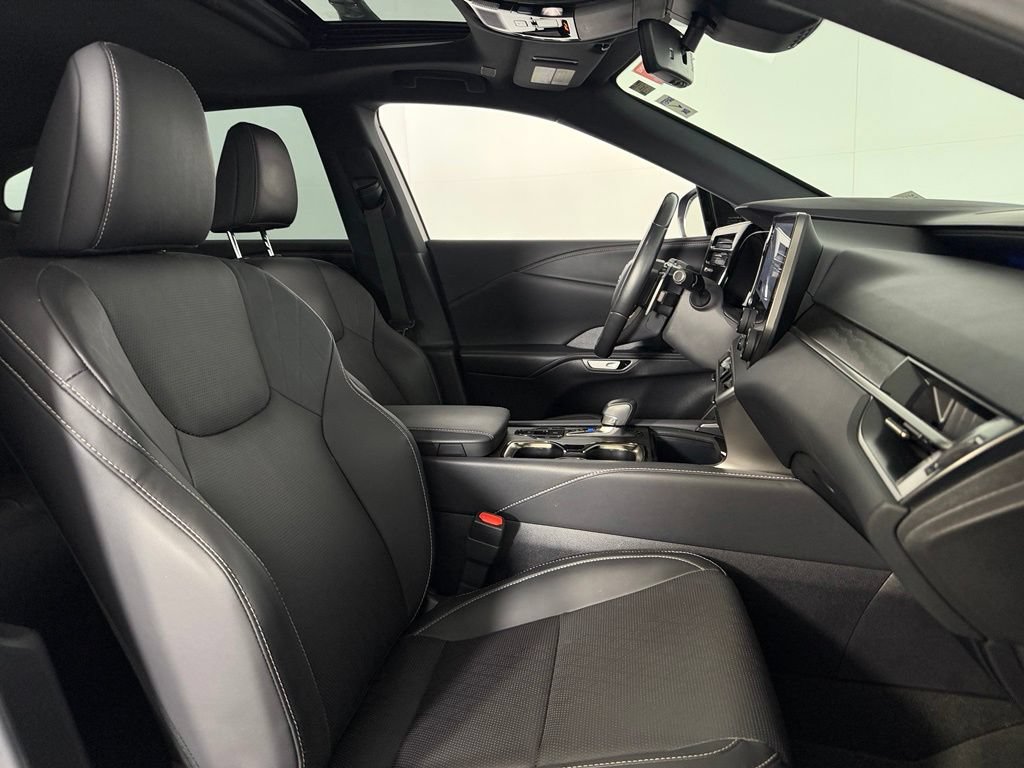 Used 2023 Lexus RX 350 Premium Plus w/ Accessory Package (Z1) FWD image 31