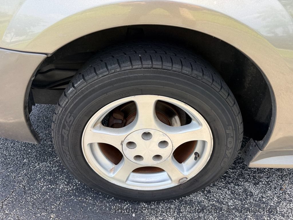 Used 2002 Ford Mustang Convertible RWD image 73