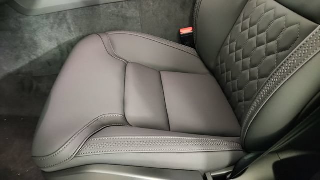 New 2026 Volvo XC60 B5 Plus w/ Climate Package AWD/4WD image 13