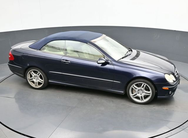 Used 2009 Mercedes-Benz CLK 550 Cabriolet image 19
