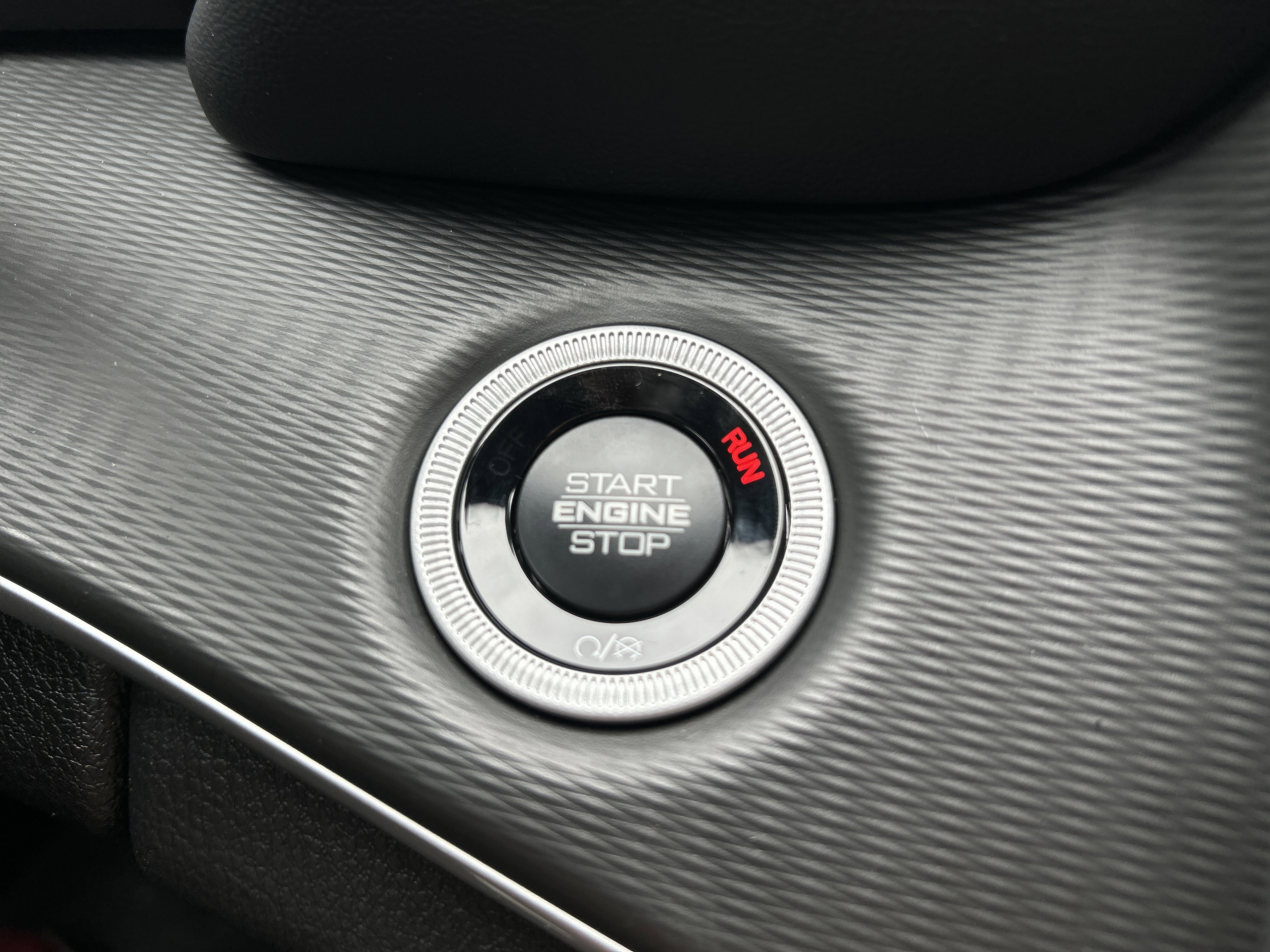 New 2025 Jeep Grand Cherokee Altitude image 26