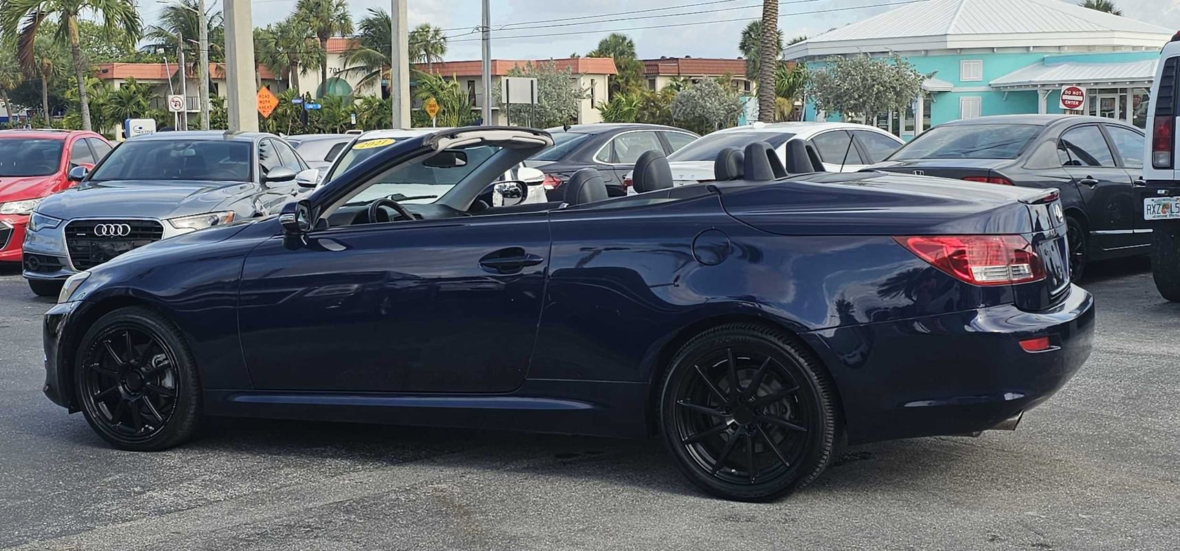 Used 2011 Lexus IS 250C RWD image 23