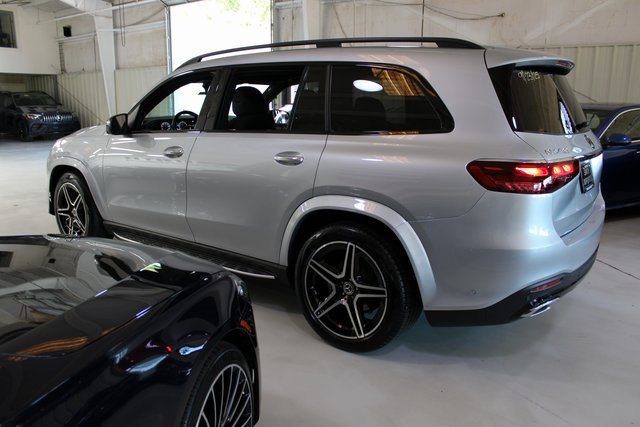 Used 2024 Mercedes-Benz GLS 450 4MATIC w/ AMG Line Exterior image 48