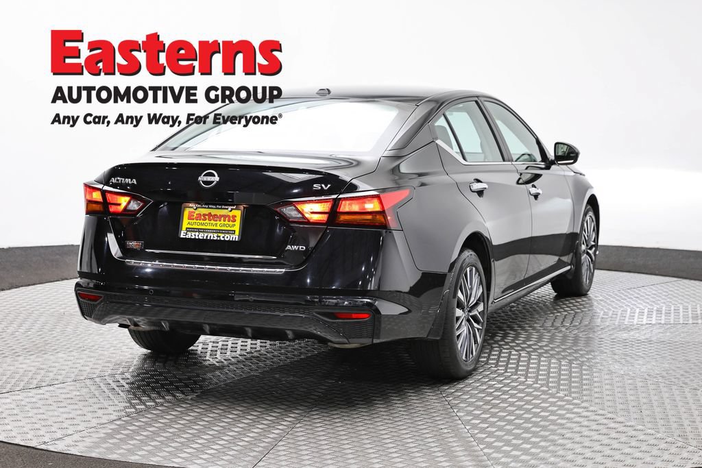 Used 2023 Nissan Altima 2.5 SV AWD/4WD image 5