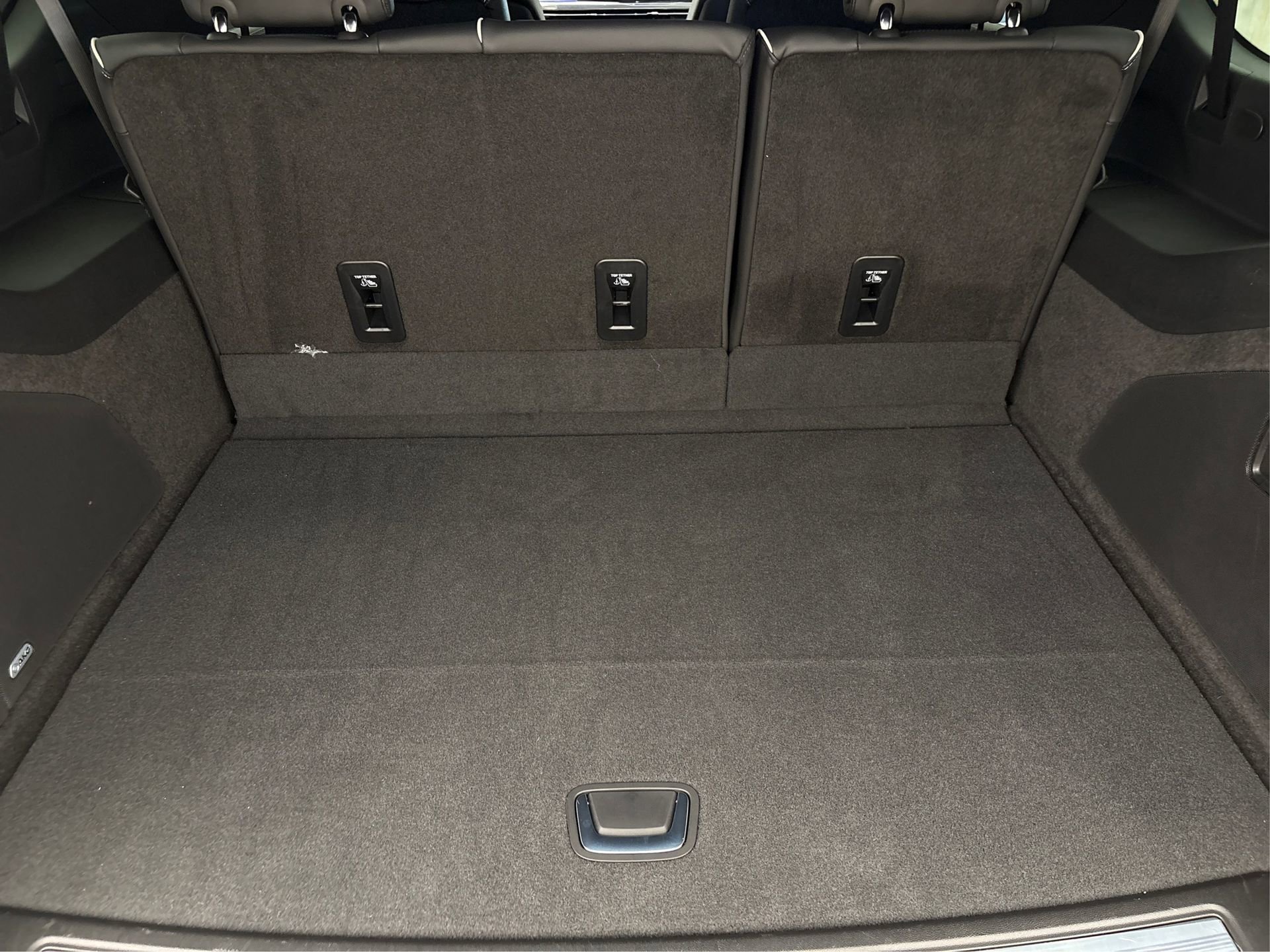 New 2025 Cadillac Escalade ESV Sport w/ Touring Package image 11