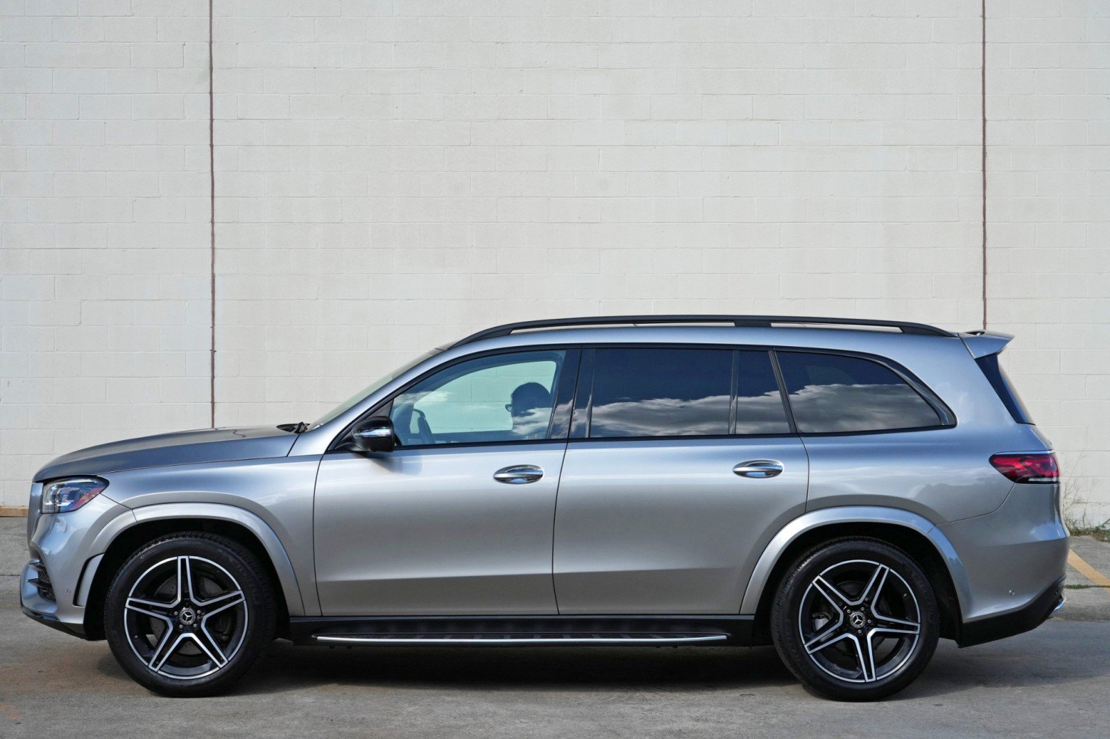 Used 2023 Mercedes-Benz GLS 450 4MATIC image 59