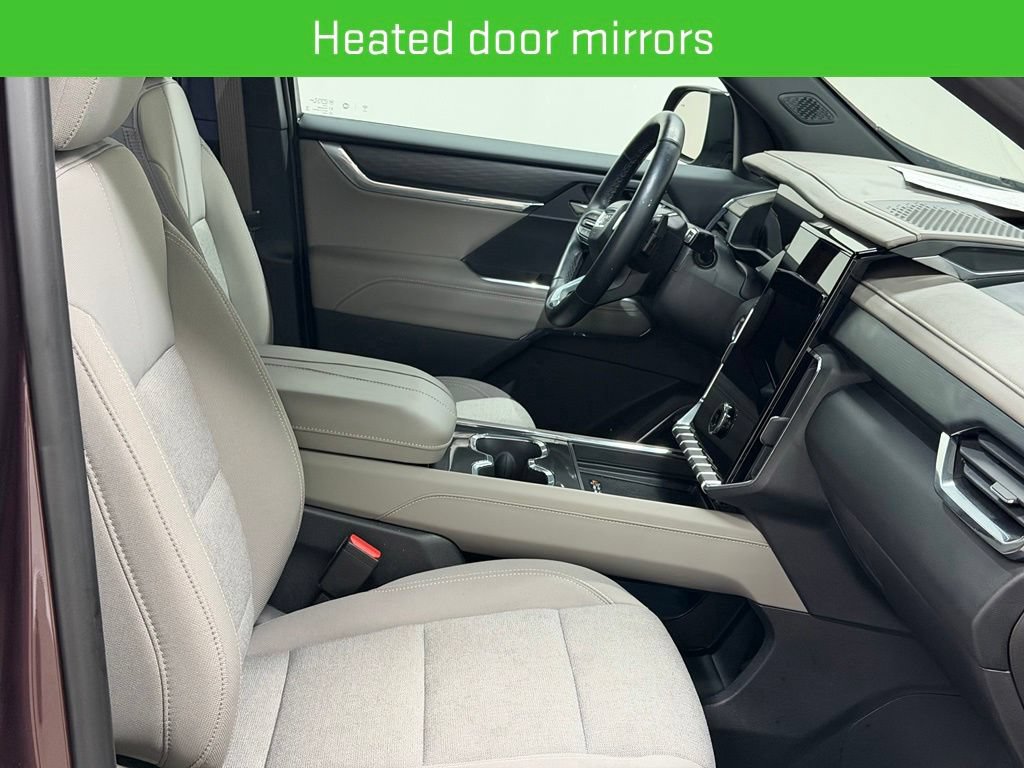 Certified 2025 GMC Acadia Elevation w/ Black Edition FWD image 22