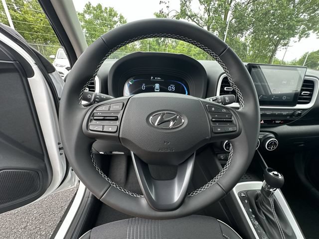 New 2026 Hyundai Venue SEL FWD image 30