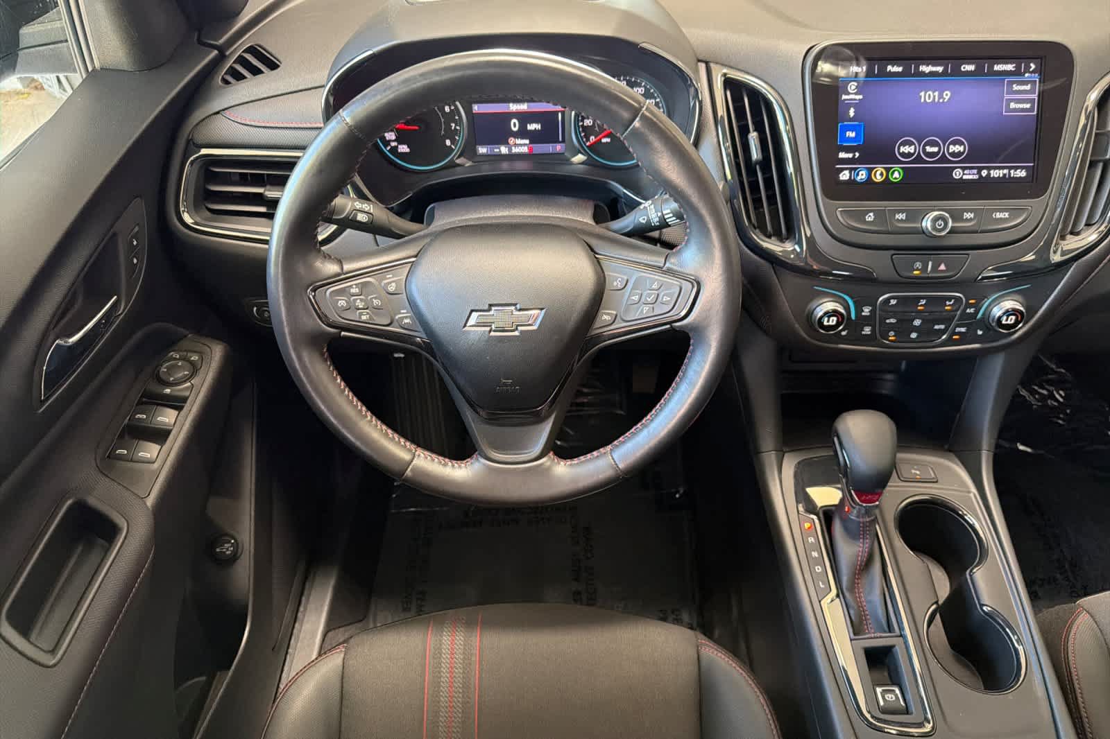 Used 2022 Chevrolet Equinox RS w/ Infotainment Package FWD image 14