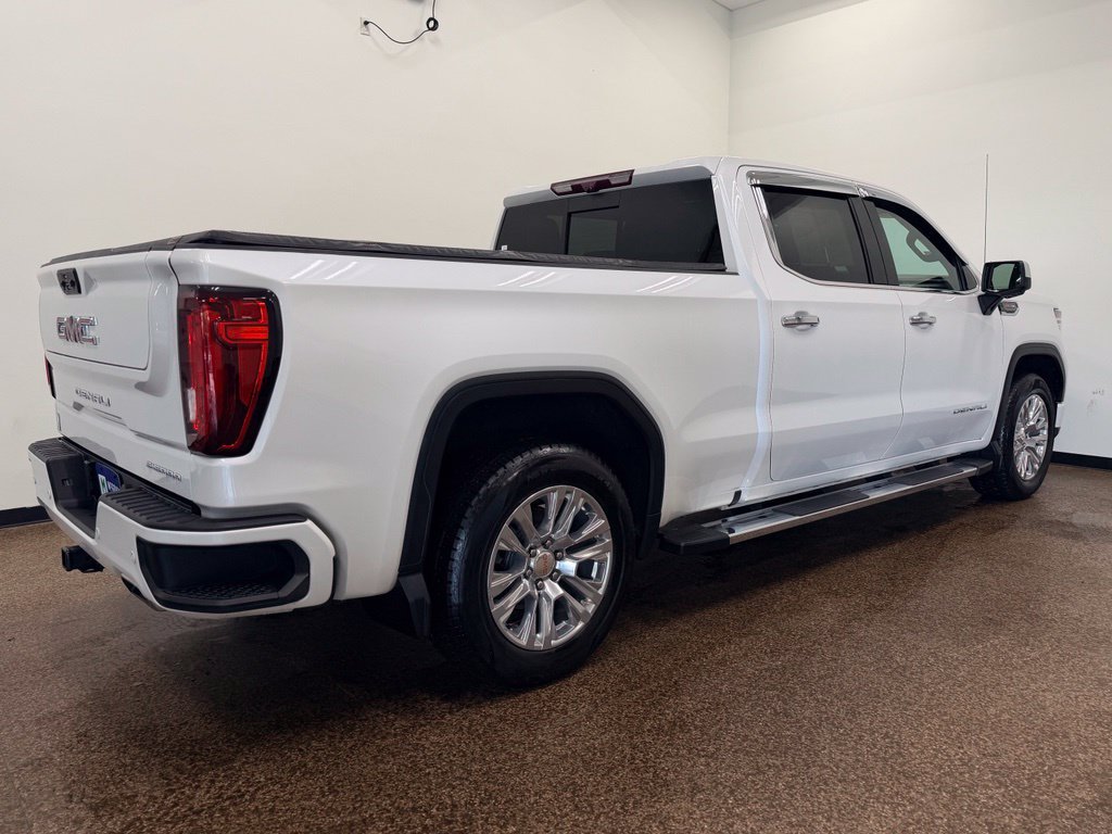 Used 2023 GMC Sierra 1500 Denali w/ Technology Package AWD/4WD image 6
