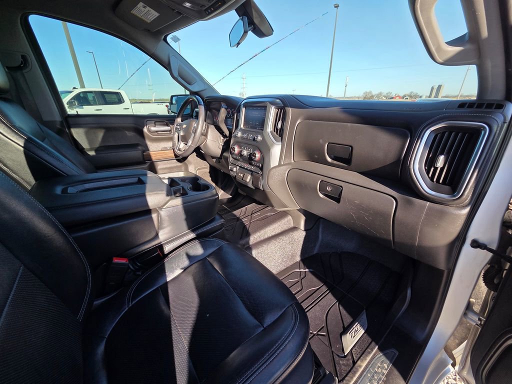 Used 2019 Chevrolet Silverado 1500 LT w/ Texas Edition AWD/4WD image 33