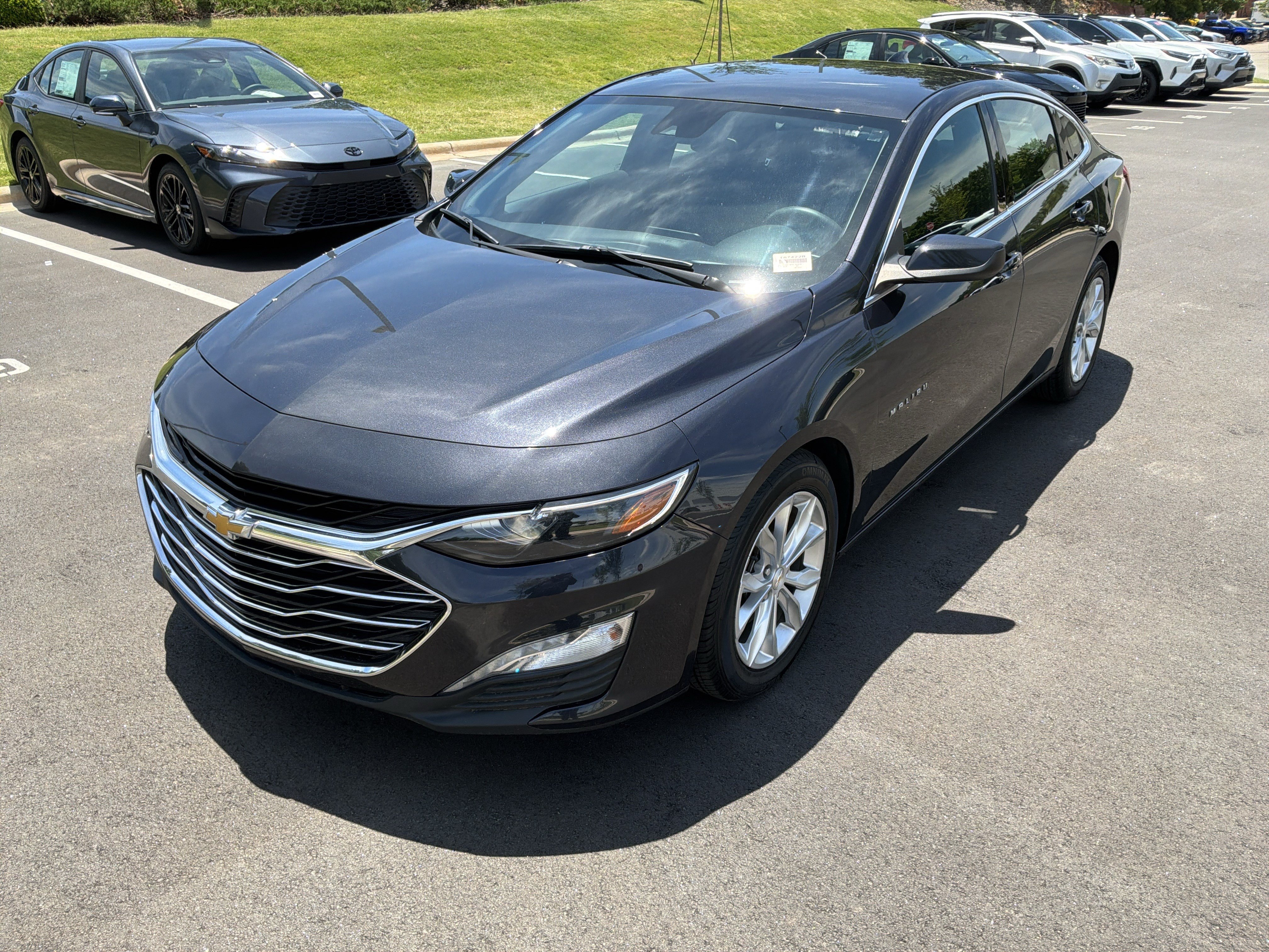 Used 2023 Chevrolet Malibu LT w/ Driver Confidence Package FWD image 5