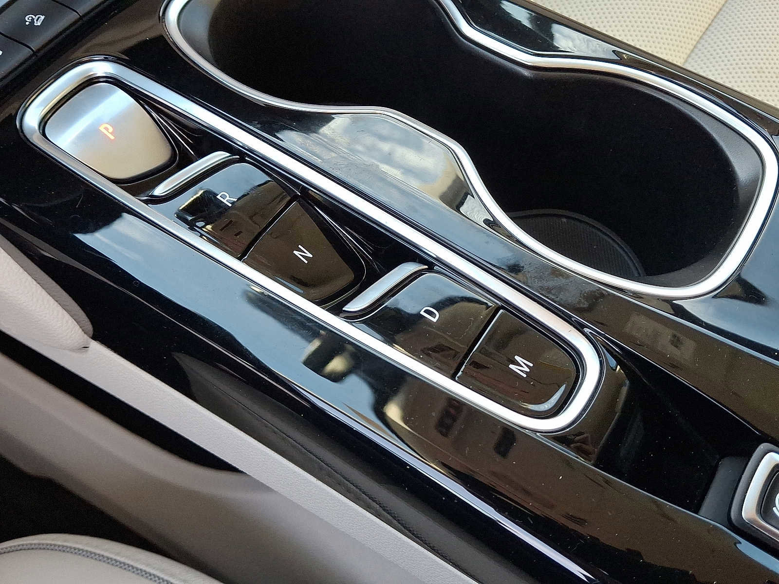 Used 2021 Buick Envision Essence image 14