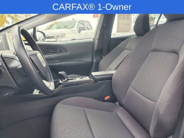 Used 2025 Toyota Prius LE FWD image 6