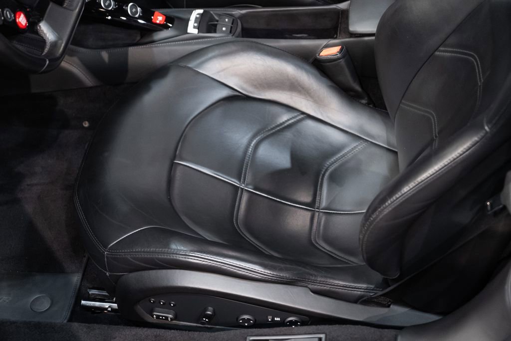 Used 2016 Ferrari 488 Spider RWD image 25