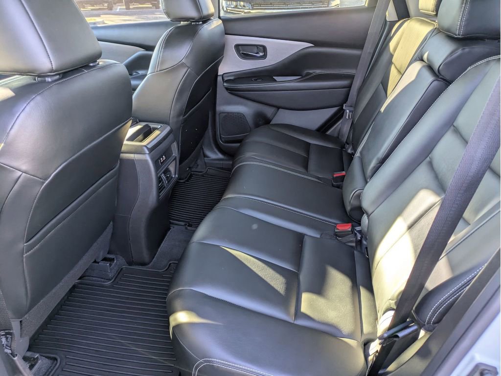 Used 2024 Nissan Murano SV w/ SV Midnight Edition Package image 13