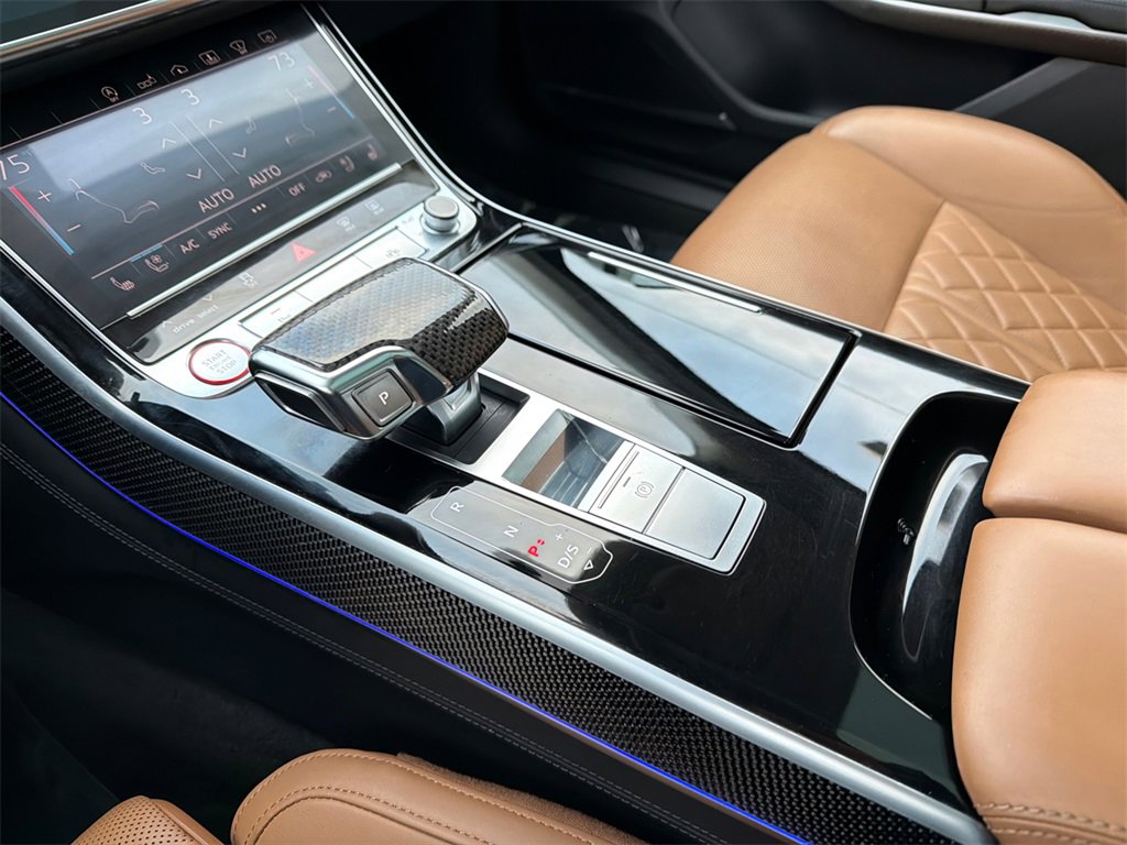 Used 2020 Audi S8 L image 34