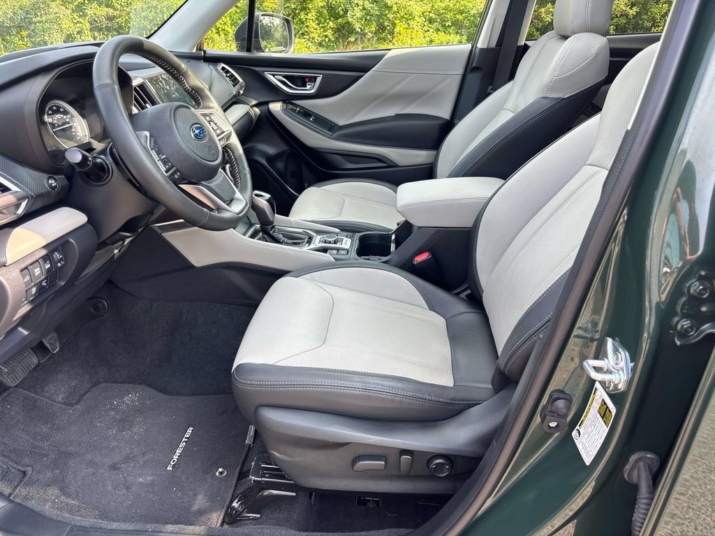 Used 2024 Subaru Forester Limited AWD/4WD image 12
