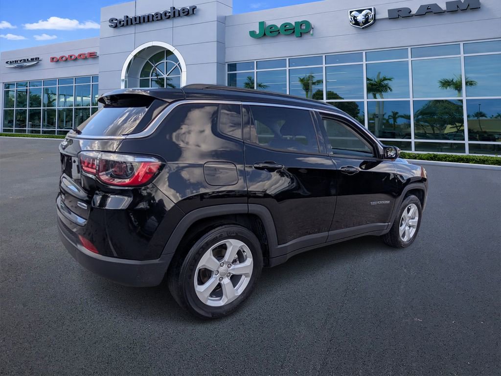 Used 2022 Jeep Compass Latitude w/ Convenience Group FWD image 7