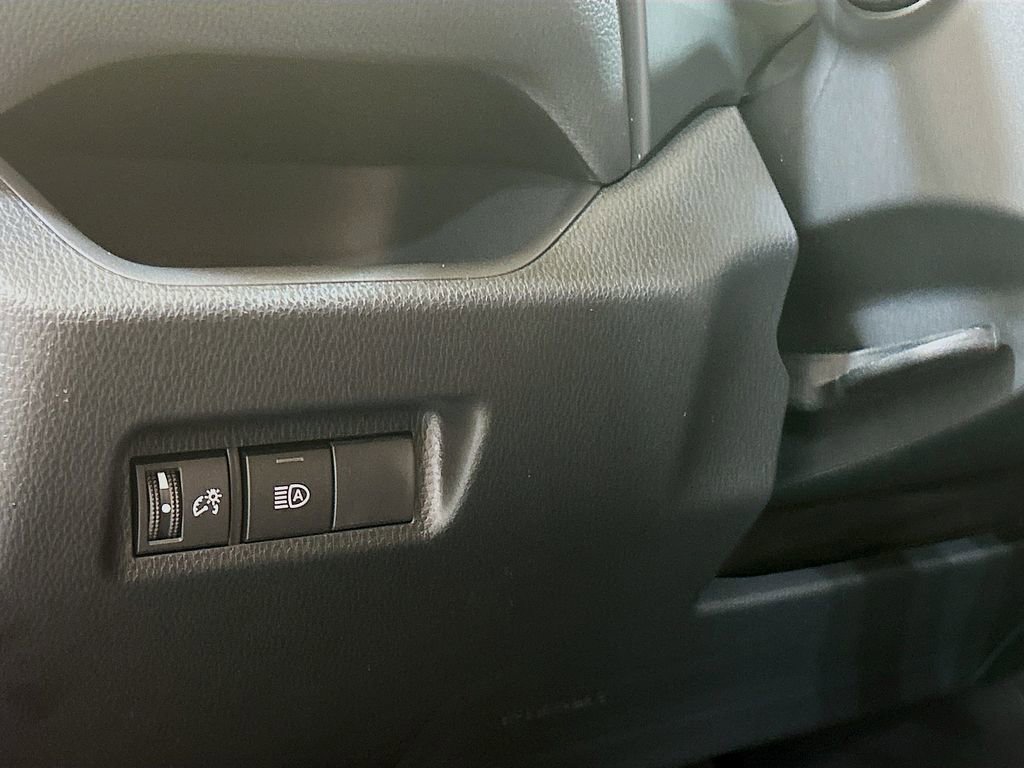 New 2025 Toyota RAV4 LE AWD/4WD image 10