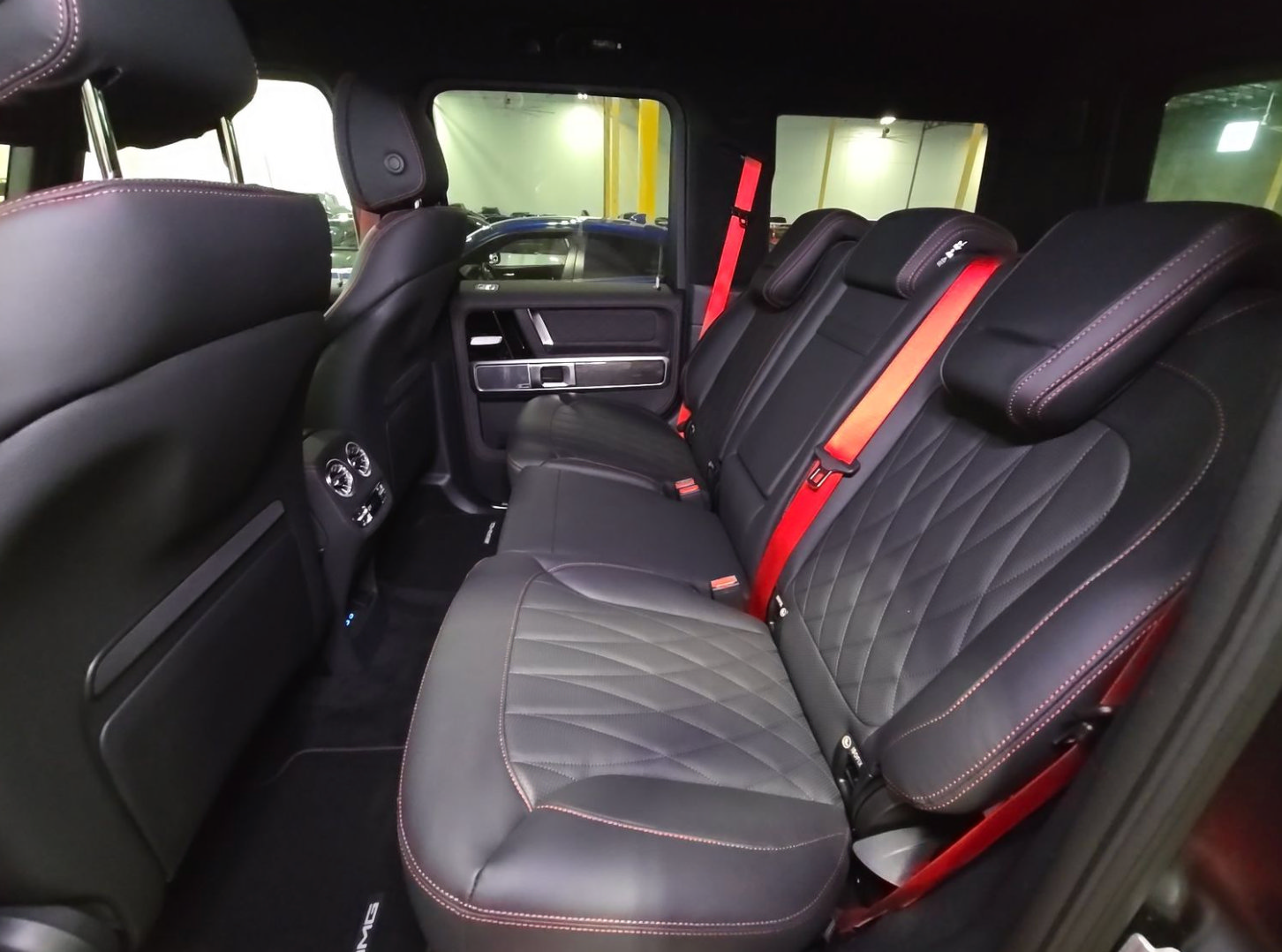 Used 2027 Mercedes-Benz G 63 AMG 4MATIC image 5