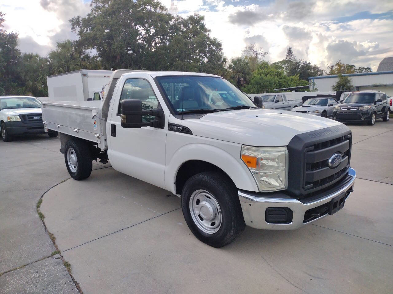Used 2015 Ford F250 XL image 2