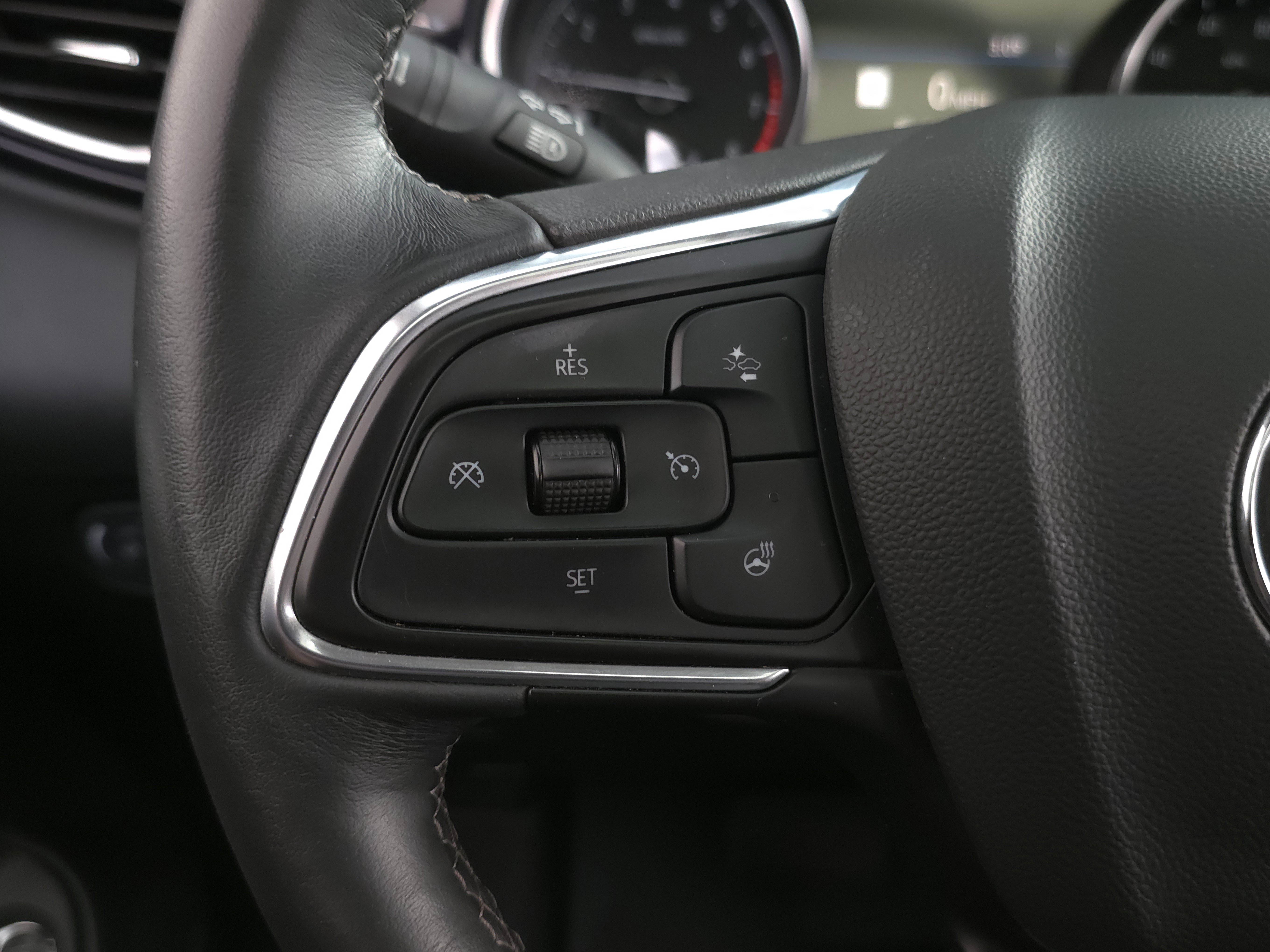 Used 2022 Buick Encore GX Essence w/ Advanced Technology Package image 14