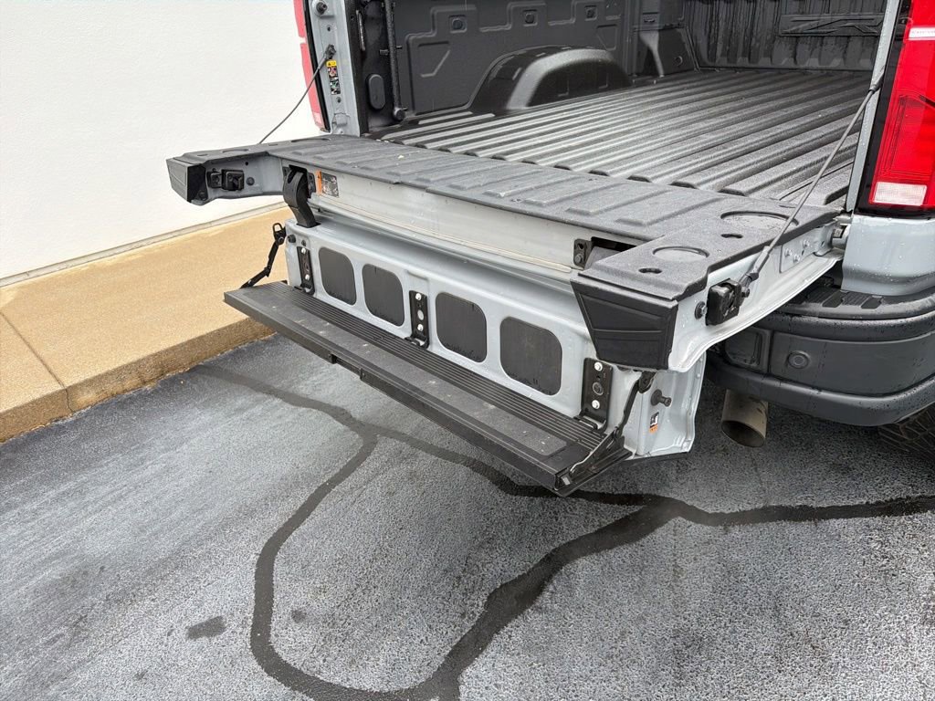 Used 2024 Chevrolet Silverado 2500 ZR2 w/ ZR2 Bison Edition AWD/4WD image 19