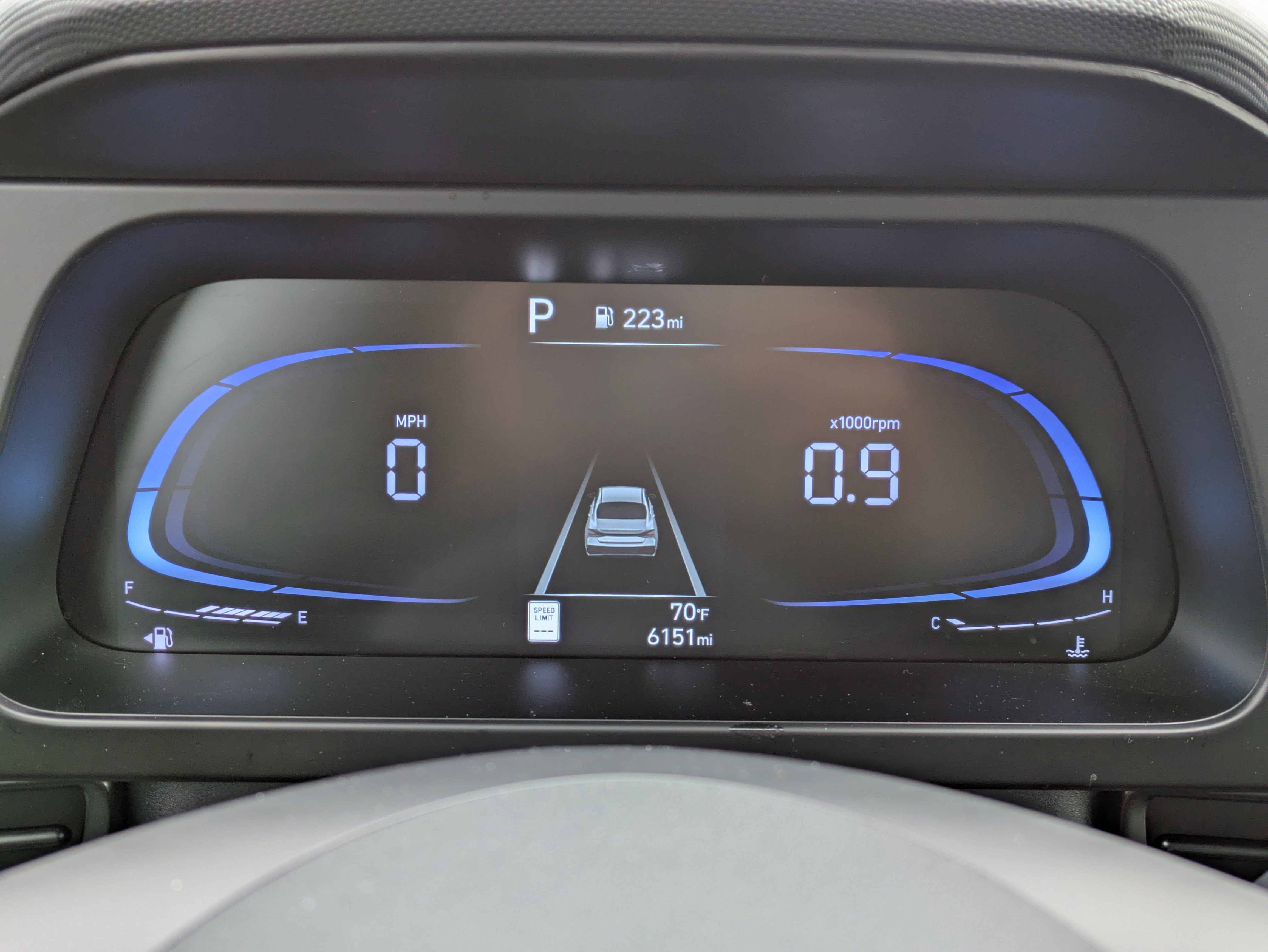 Certified 2025 Hyundai Elantra Sport image 25