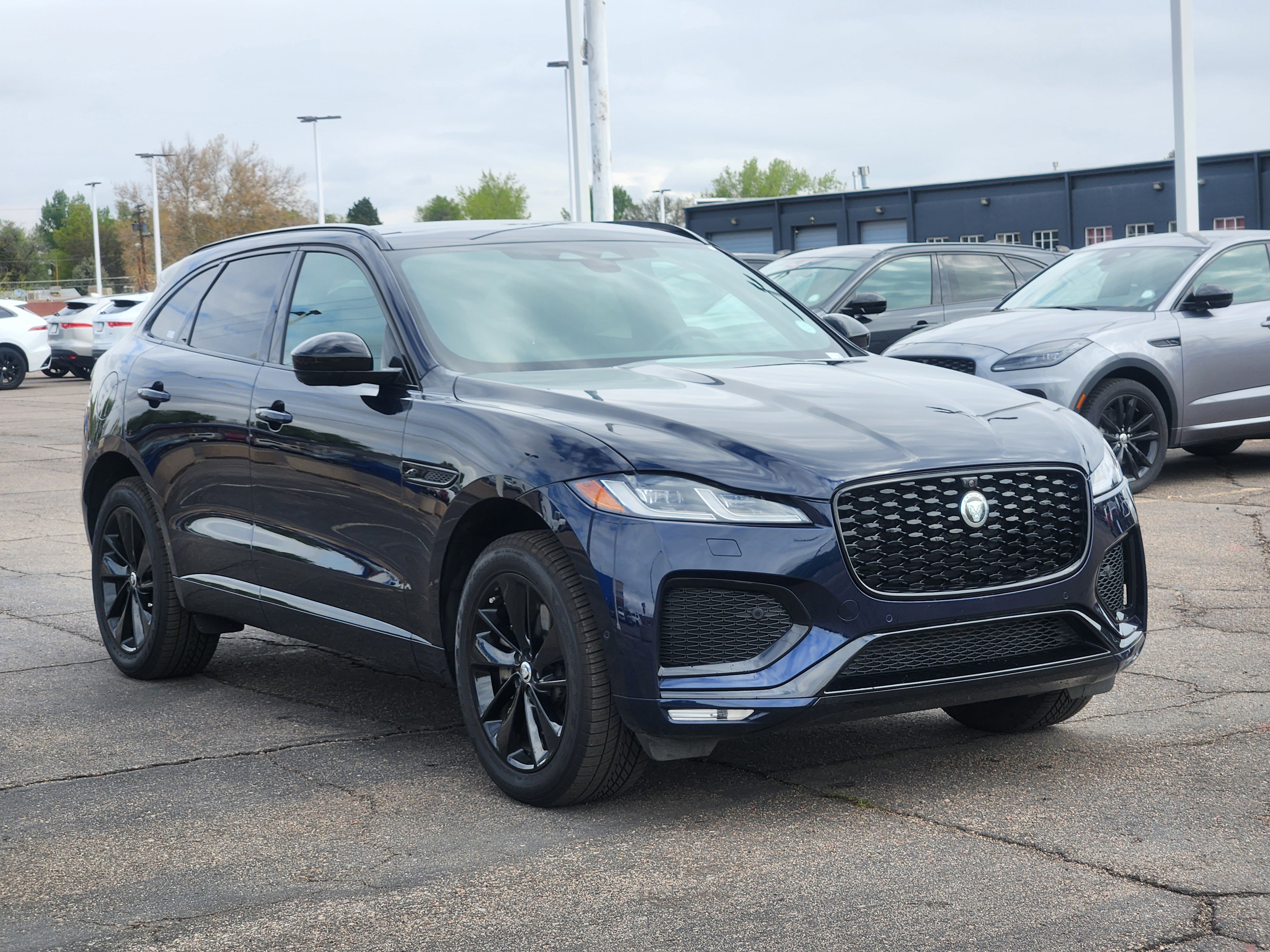 Used 2026 Jaguar F-PACE R-Dynamic S AWD/4WD image 5